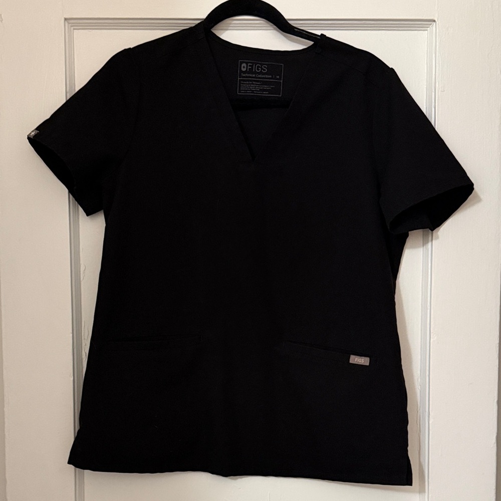 Figs Black Women's V-Neck Short Sleeve Scrub Top